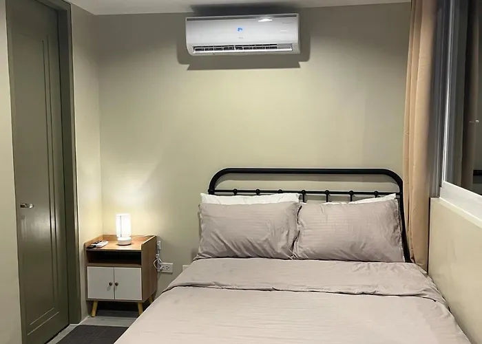 Apartment Cozy Across Ayala Mall