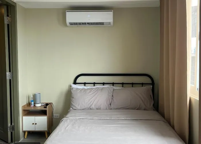 Apartment Cozy Across Ayala Mall *