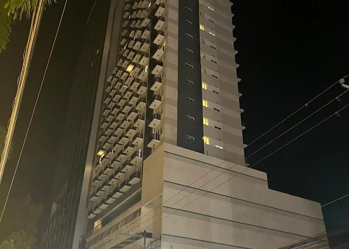 Cozy Across Ayala Mall Apartment Cebu Stadt